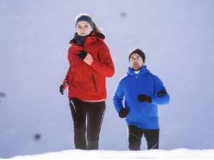 runners in winter